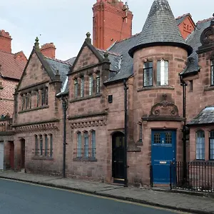 In The Heart Of Chester, Historical & Stylish Chester